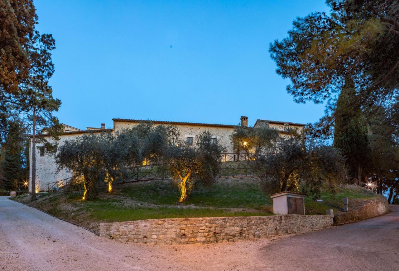 Borgo Petroro Hotel Тоди Екстериор снимка